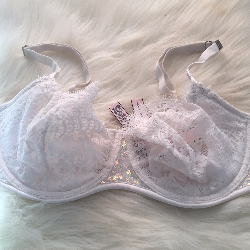 Victoria’s Secret push-up without padding